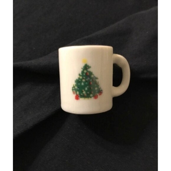 Personalized Holiday Miniature Mug Lisa - Picture 2 of 4